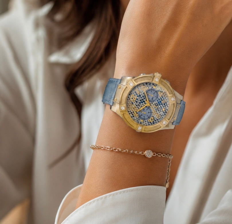 GUESS- Riviera Sky Blue